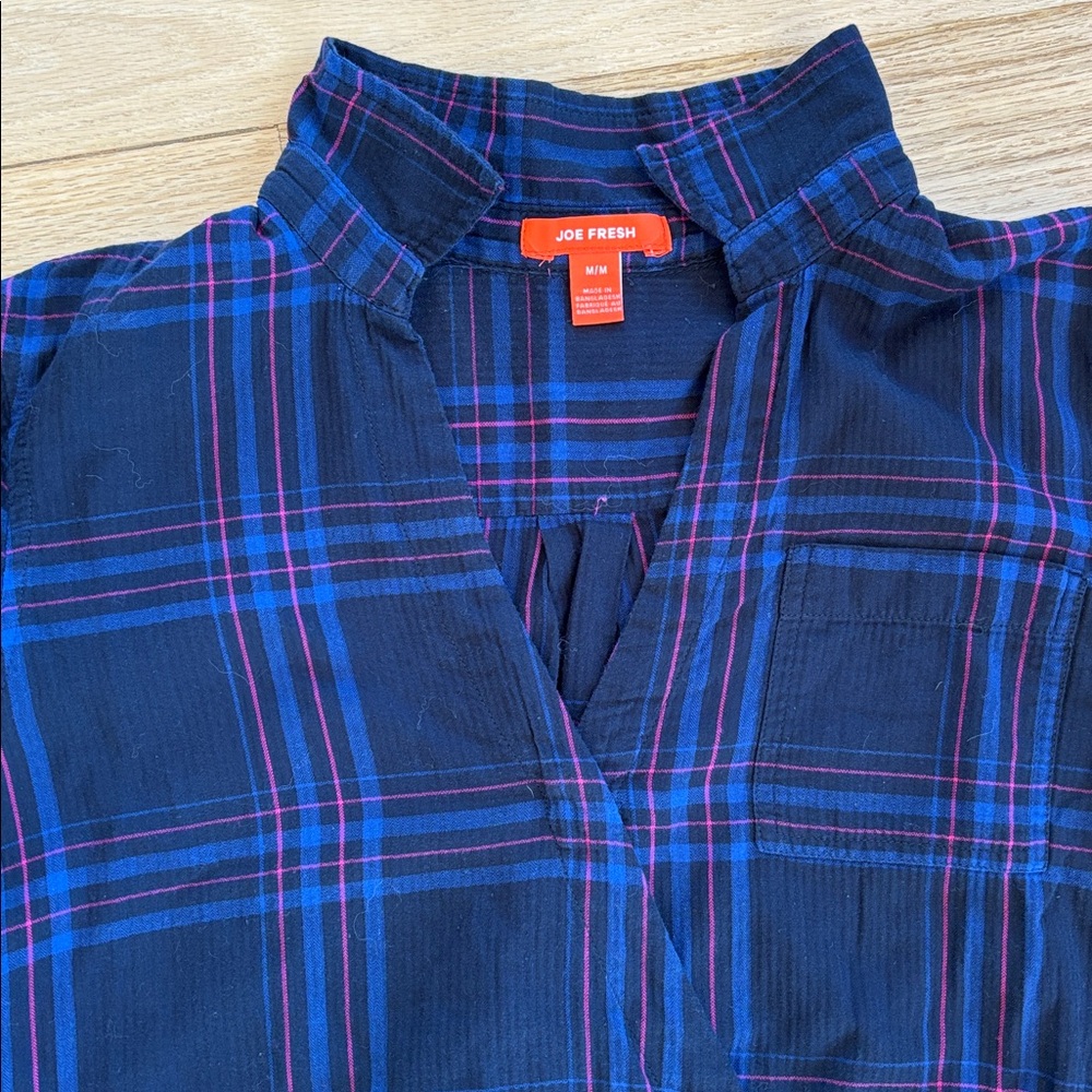 Joe Fresh - cross front cotton top size Medium